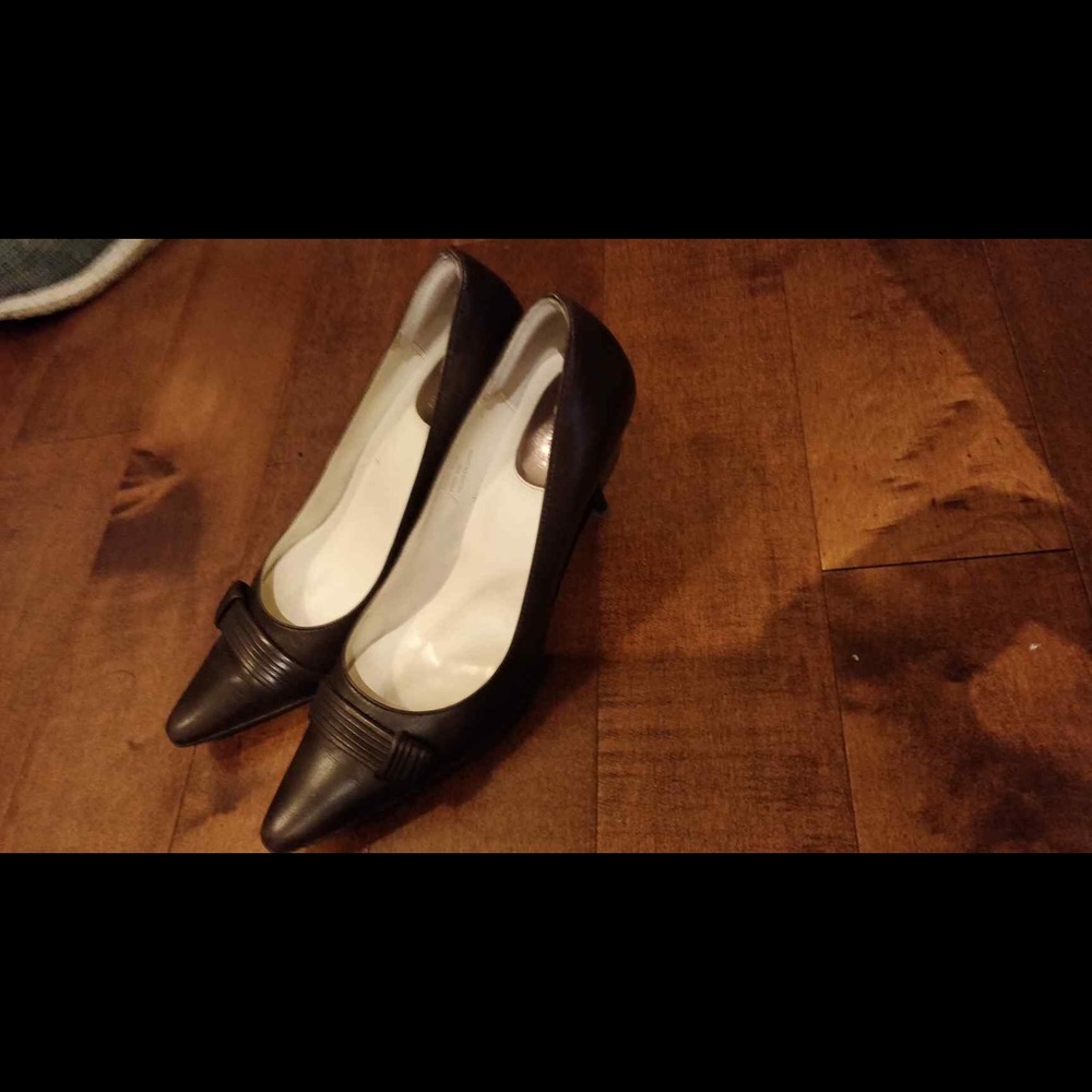 dark brown Calvin Klein heels (AVAILABLE TIL 6/20)
